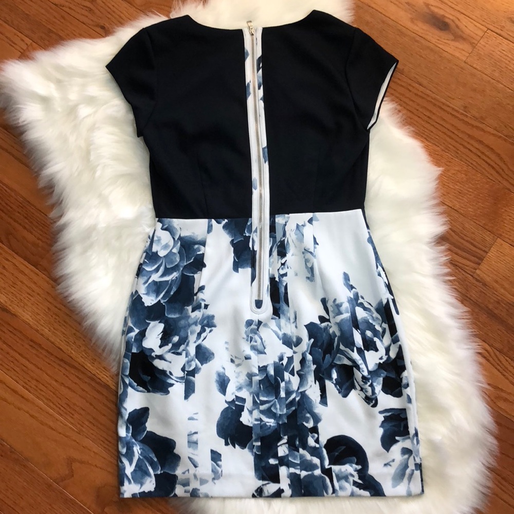 NWT Banana Republic Blue & White Floral Dress - Picture 3 of 8